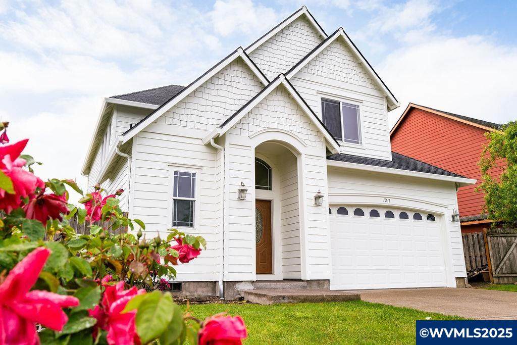 1211 Margaret St - Photo 1
