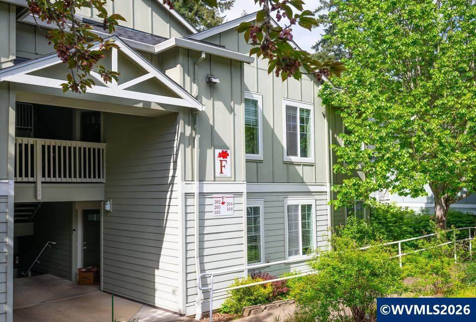 6298 Grand Oaks #F204 Dr - Photo 1