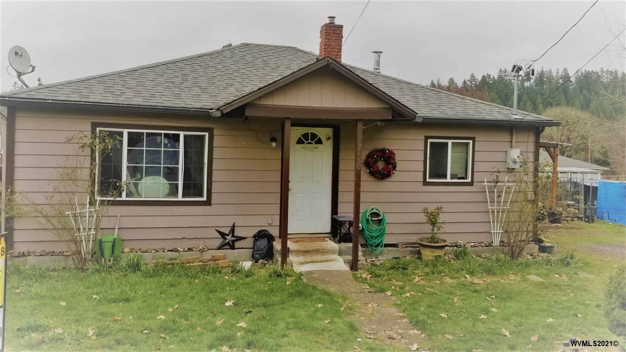 2180 Cedar St - Photo 1