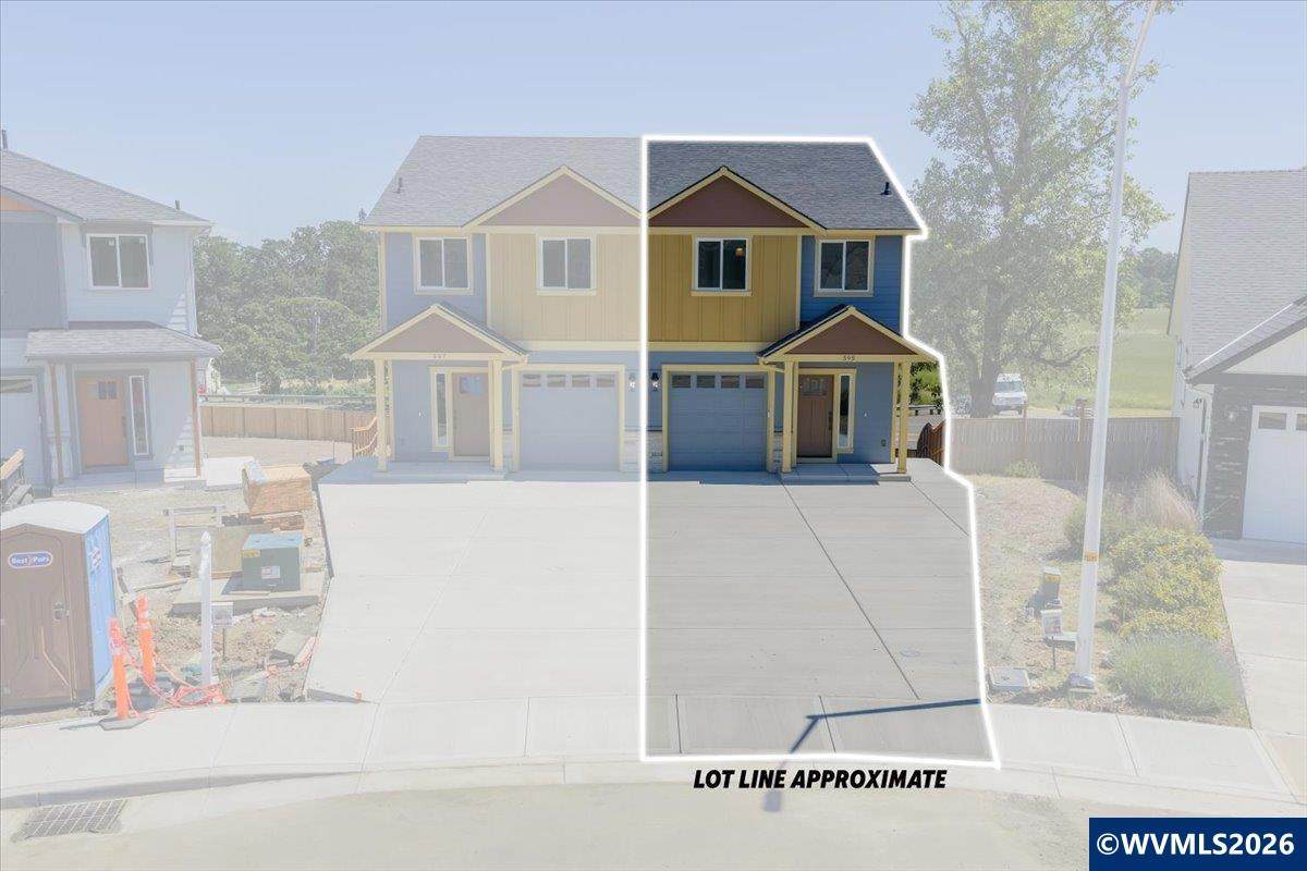 595 Evergreen Av - Photo 1
