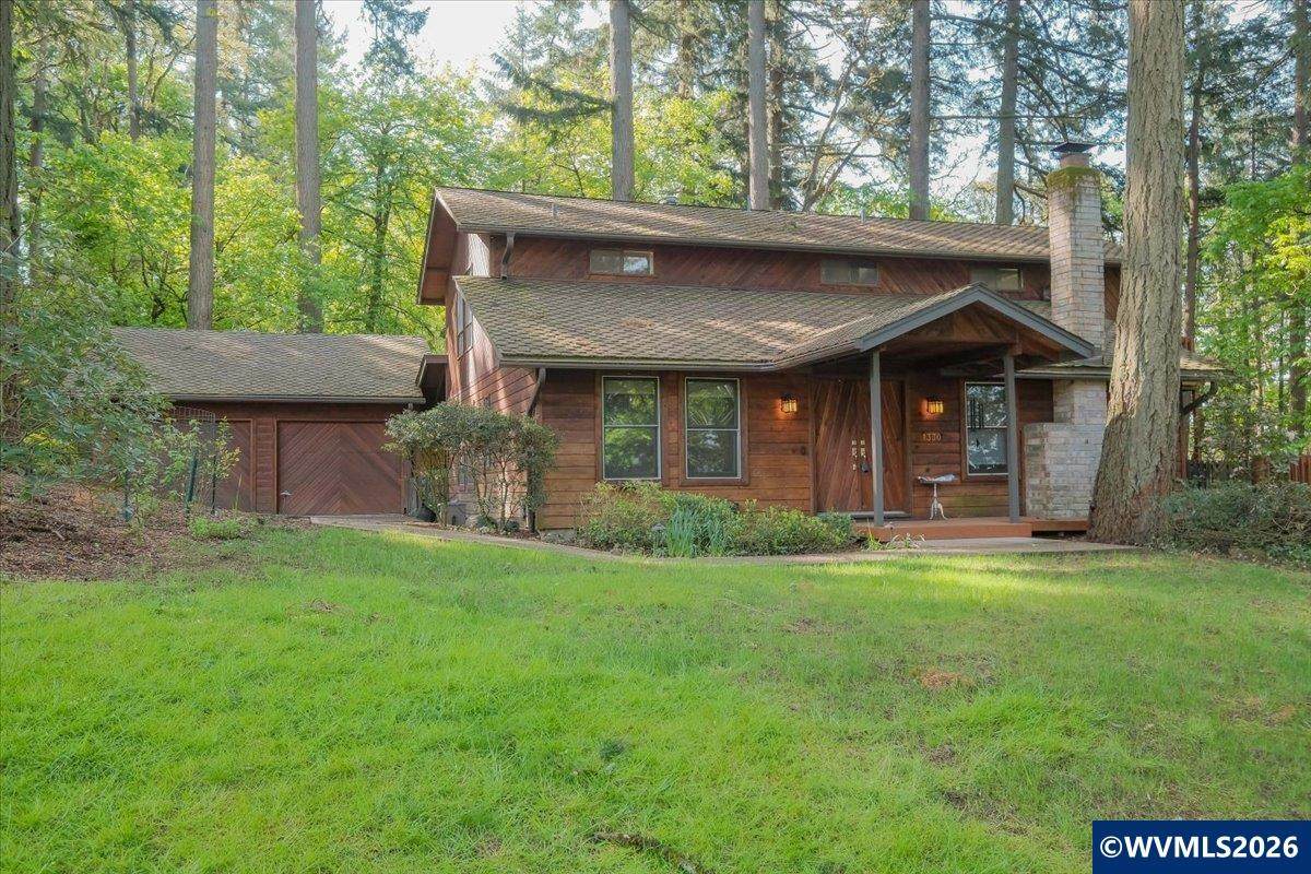 1330 Linnwood Dr - Photo 1