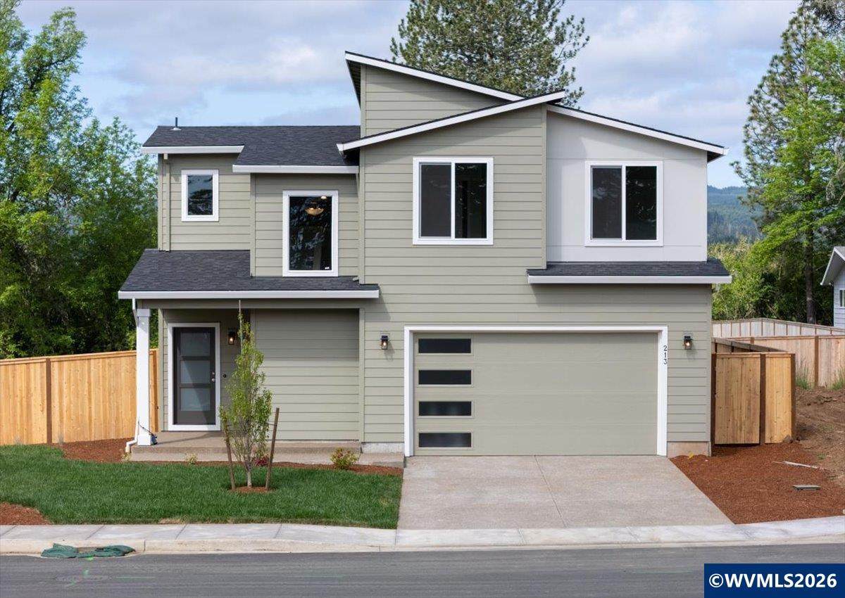 213 Royal Av - Photo 1