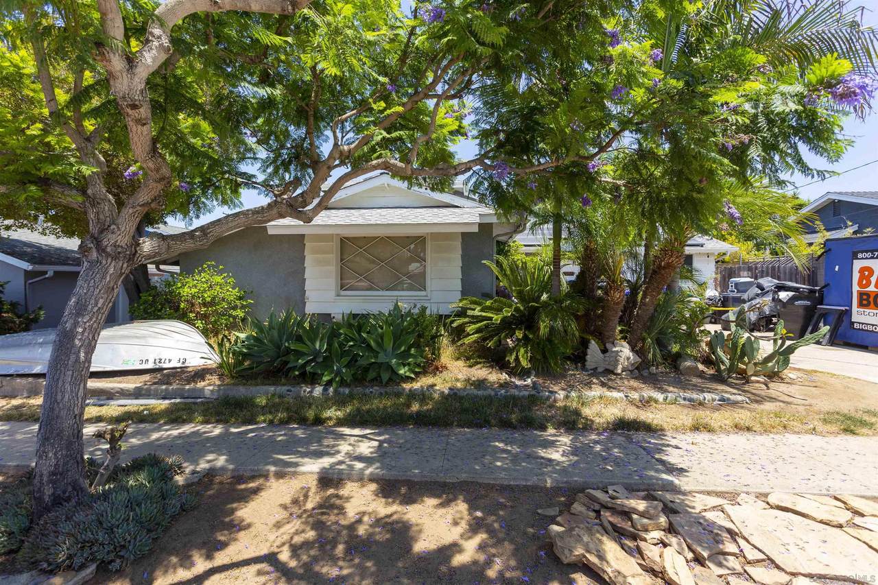 4972 Mount Frissell Dr - Photo 1