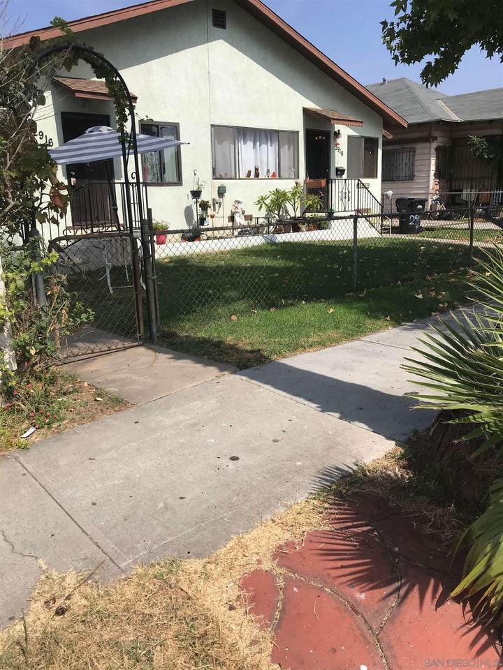 2916-2918 Logan Ave - Photo 1
