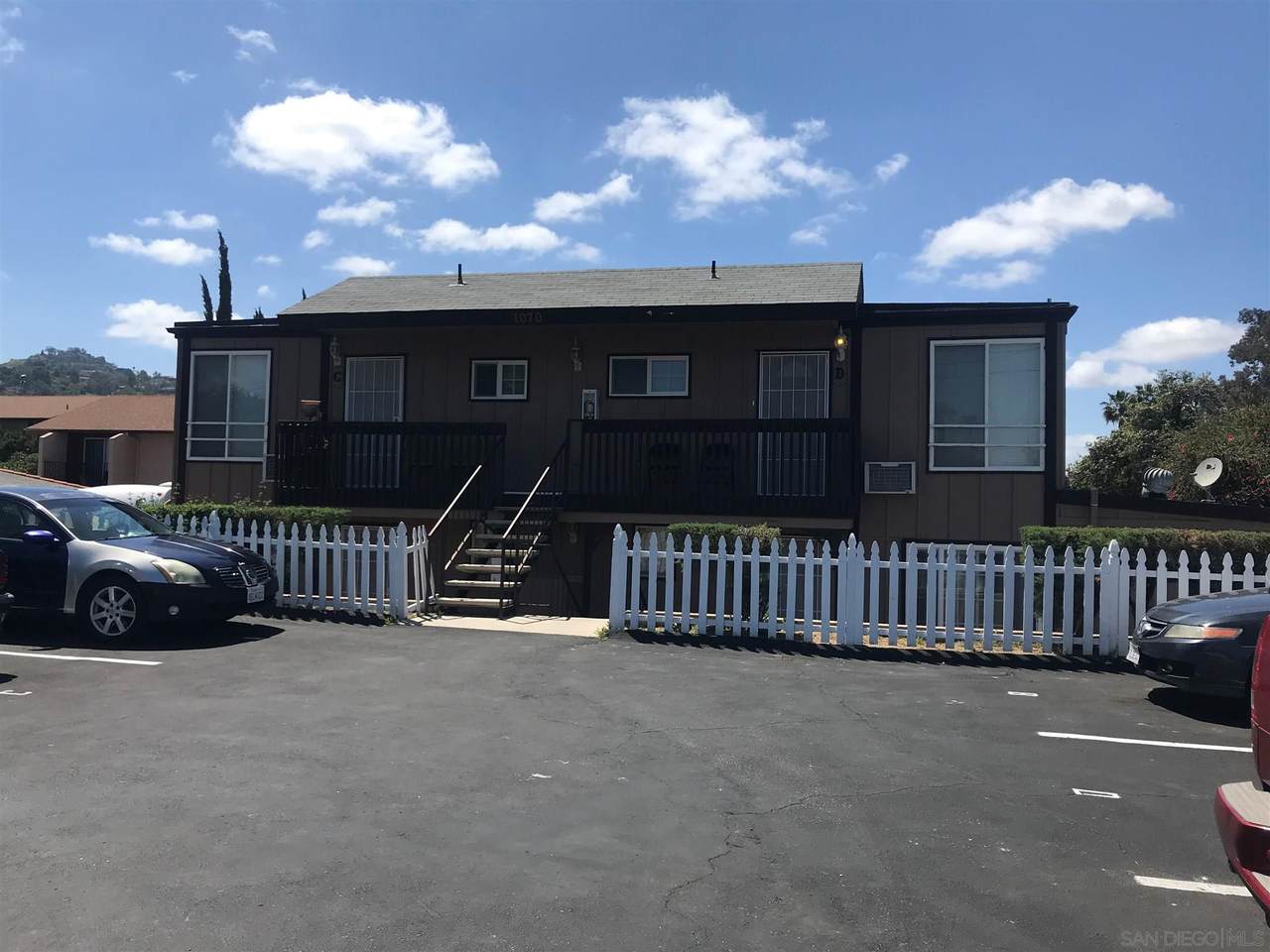 1070 Sunshine Avenue - Photo 1