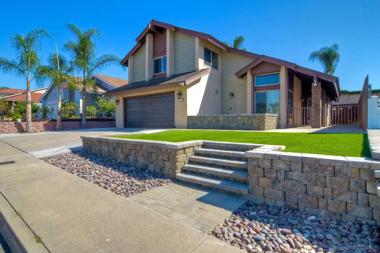 13075 Old West Ave - Photo 1