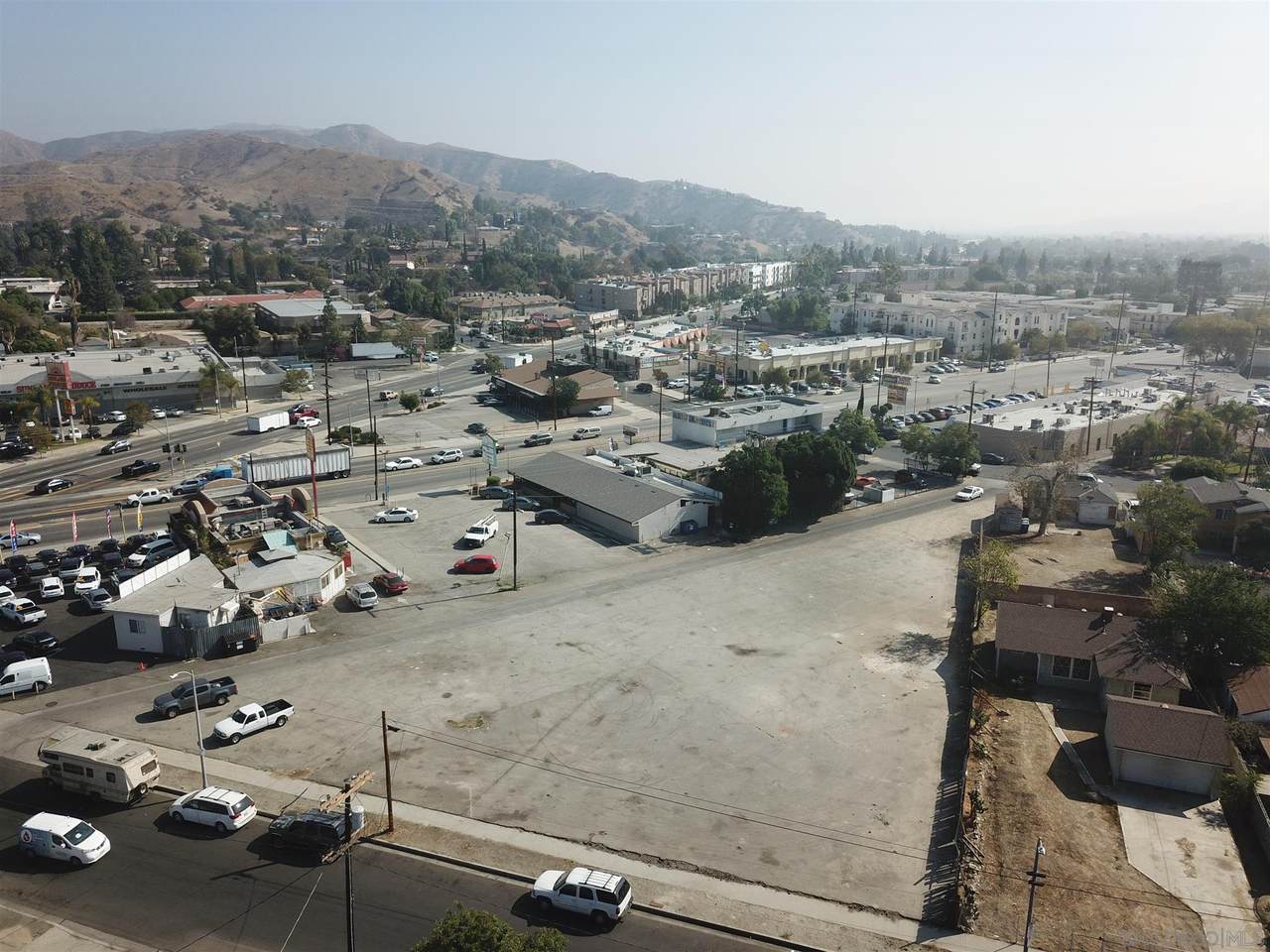 10888 Dora St. - Photo 1