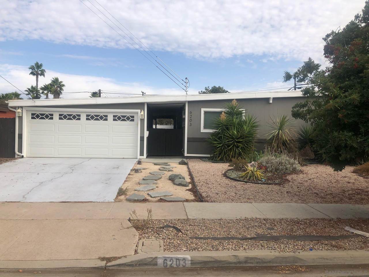 6203 Lake Alturas Ave - Photo 1