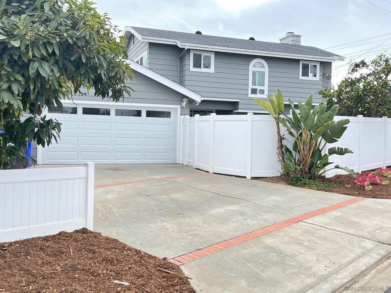 4503 Gardena Ave - Photo 1