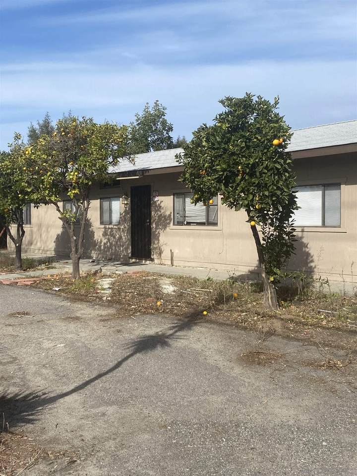709 North Ave - Photo 1