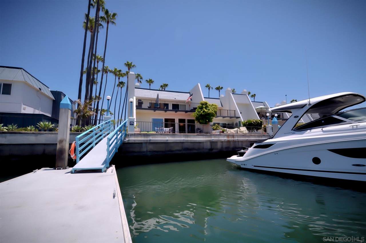 65 Antigua Court - Photo 1