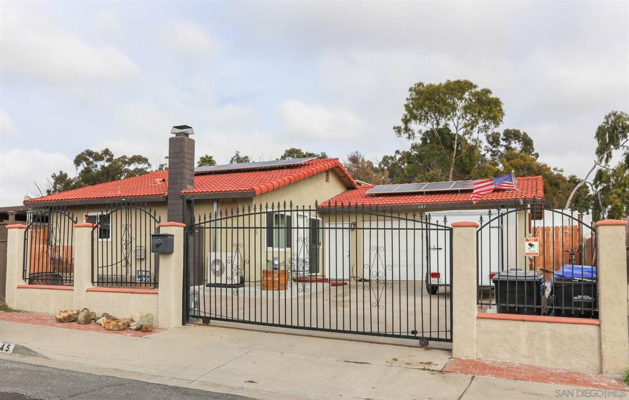 645 Sage Way - Photo 1