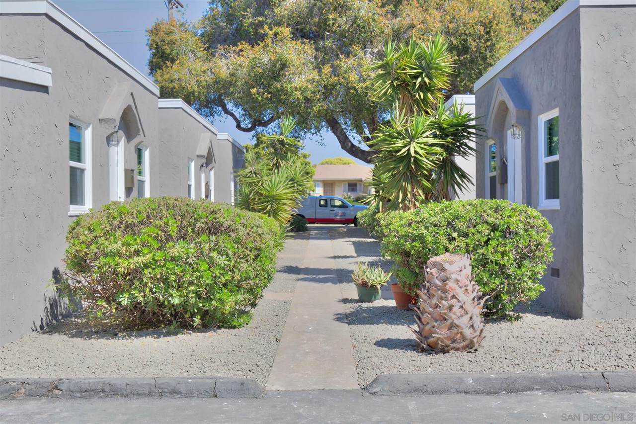290 2nd Ave - Photo 1