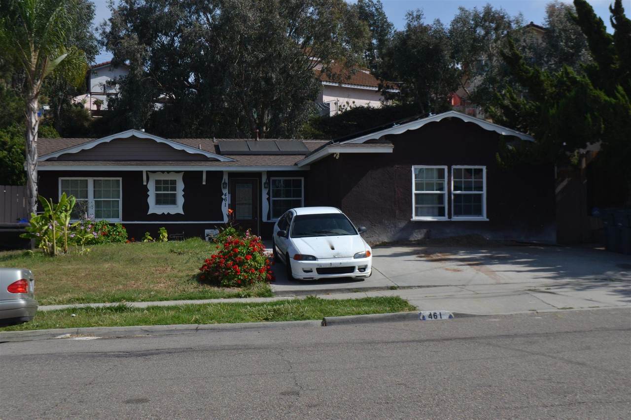 461 Broadview - Photo 1