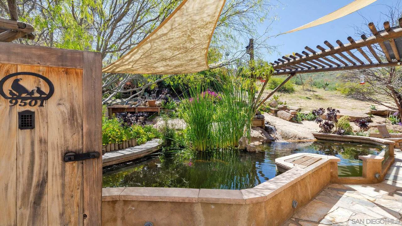 9501 Petite Ln - Photo 1
