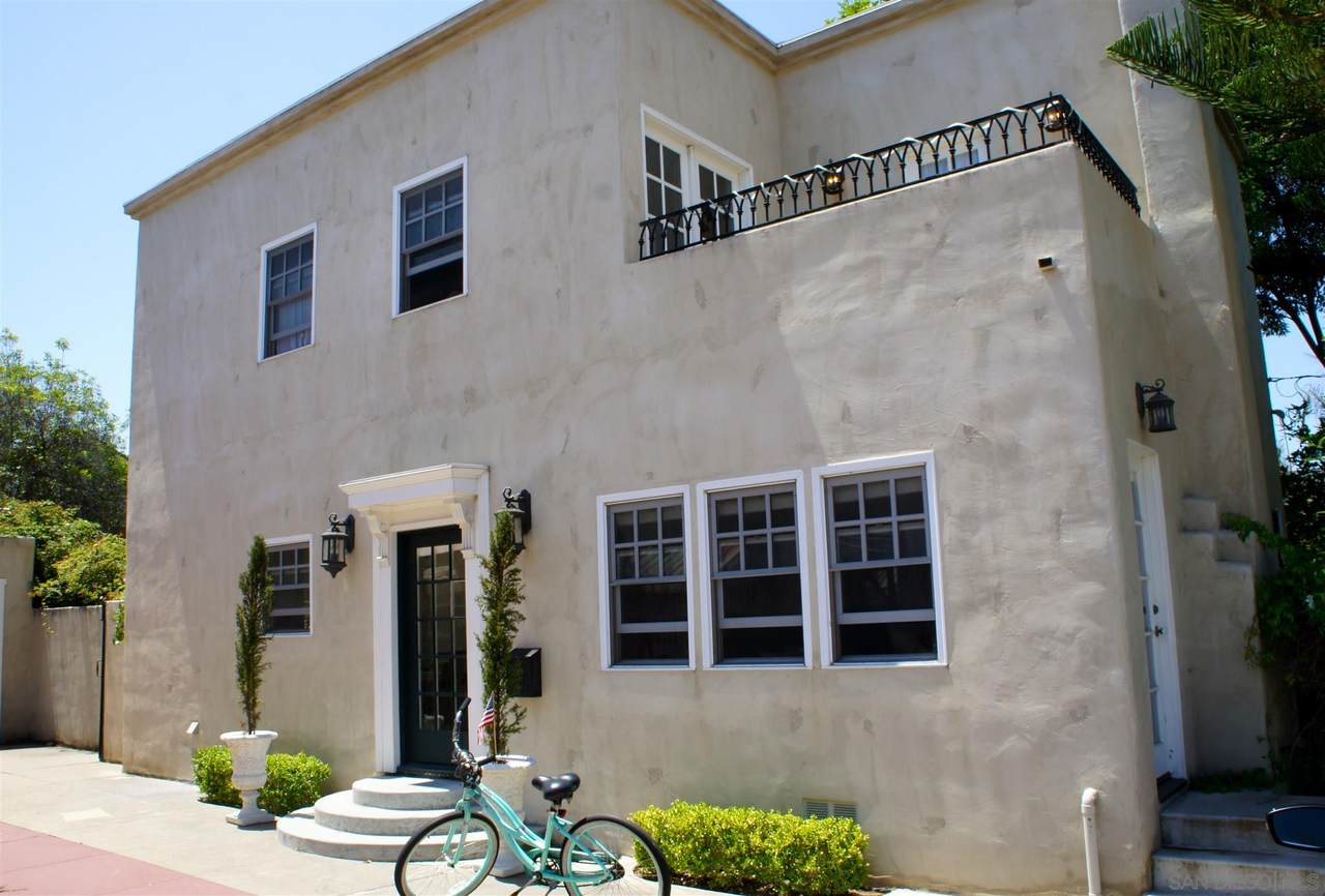 1014 Olive Lane - Photo 1