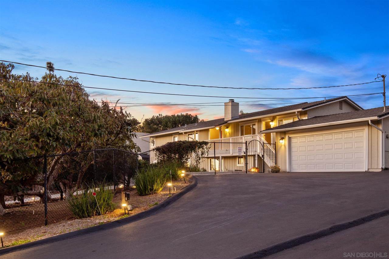 2007 Wonderview Dr - Photo 1