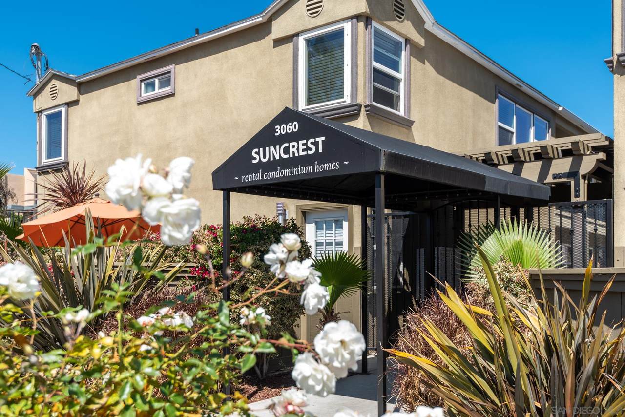 3060 Suncrest Drive - Photo 1