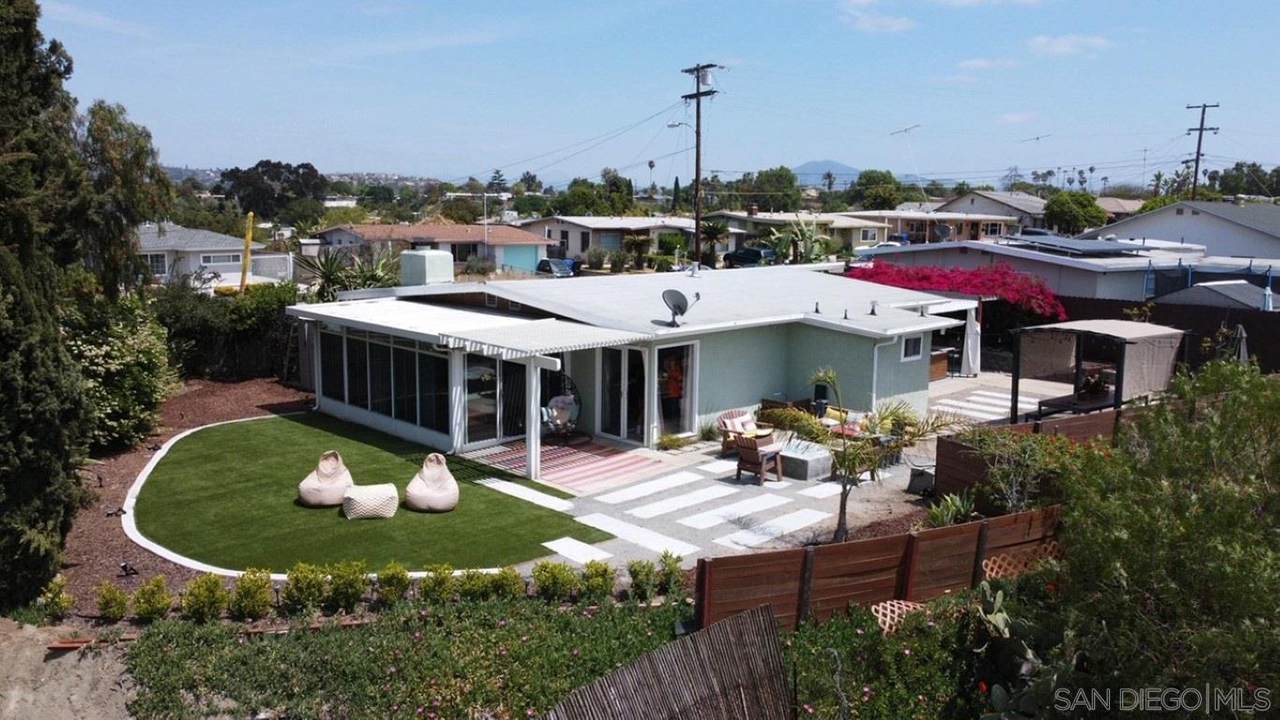 3880 Boren - Photo 1