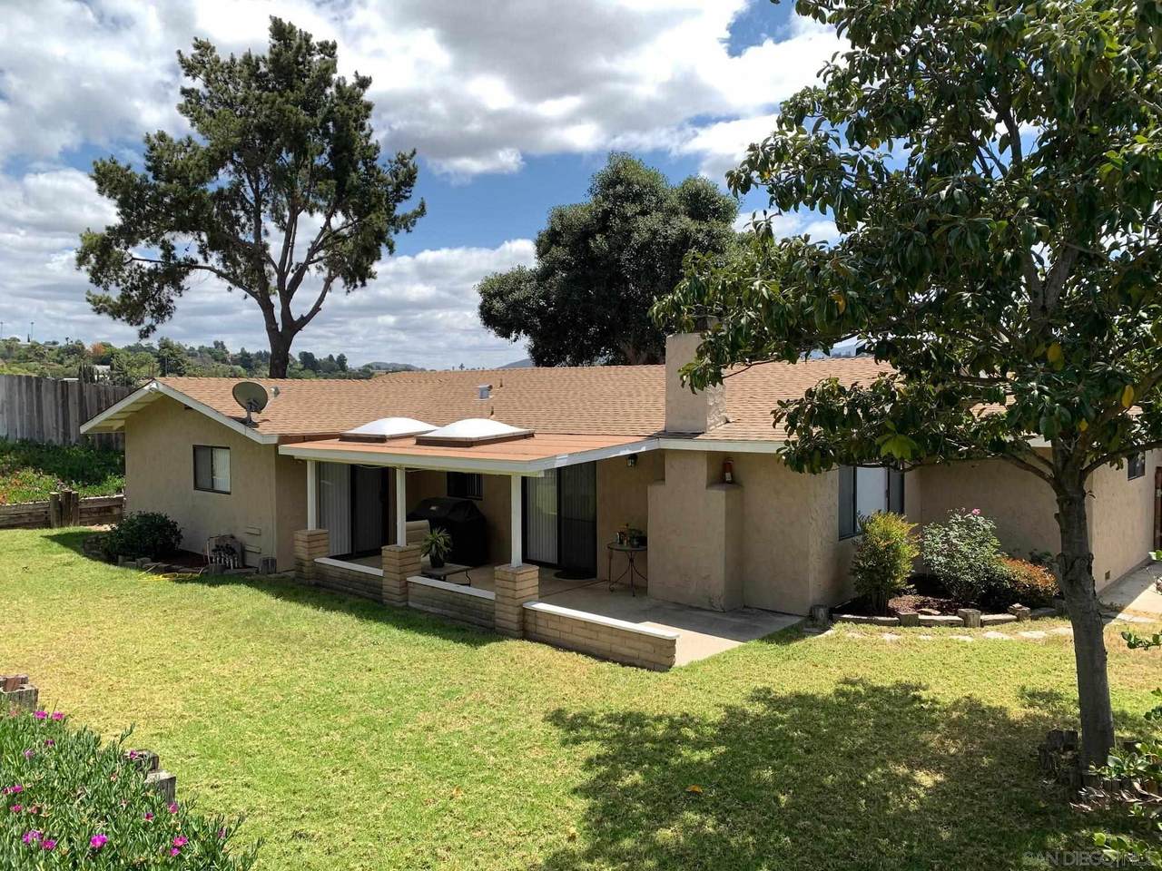 4085 Conrad Dr - Photo 1
