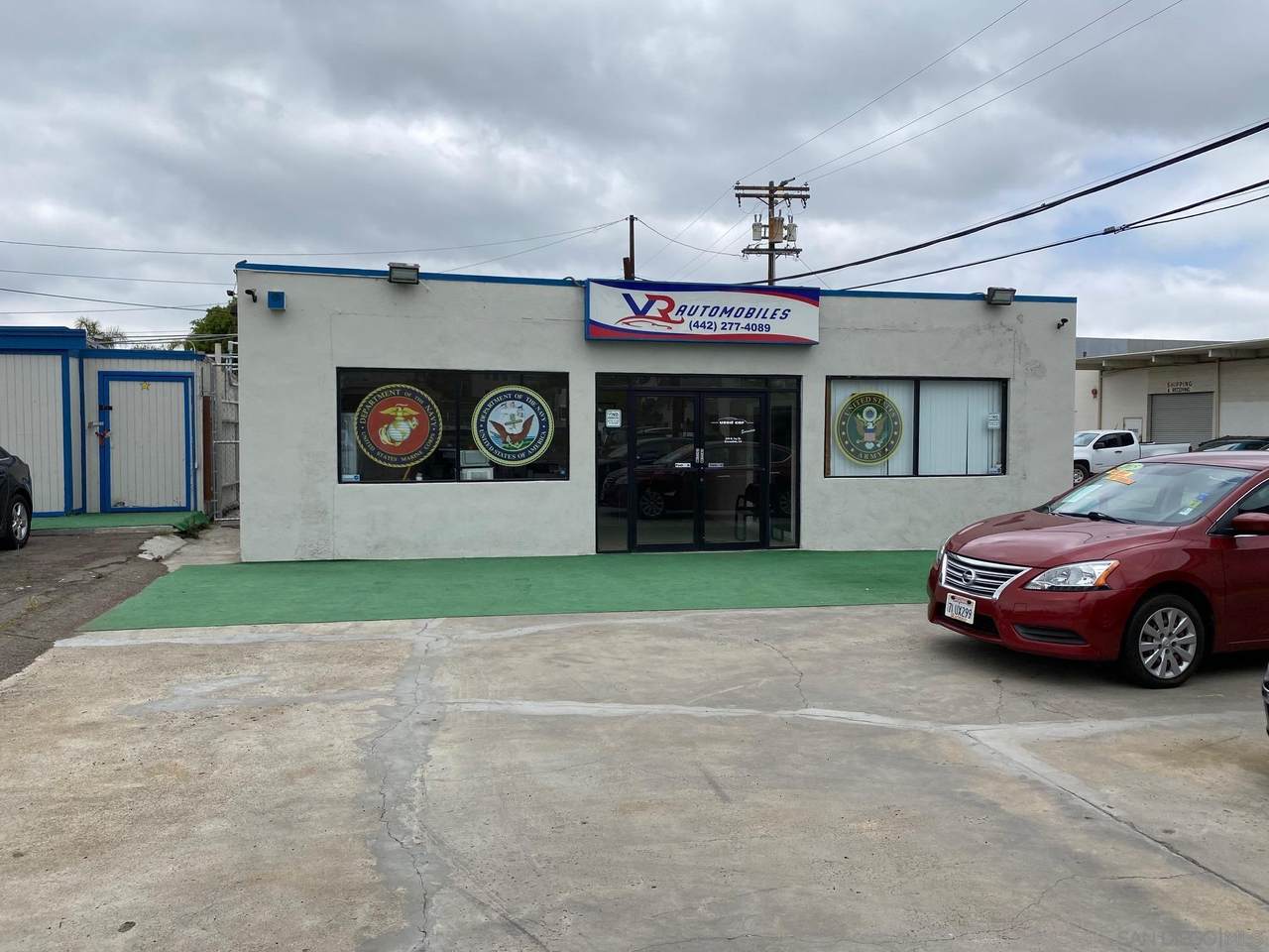 249 N Ivy St - Photo 1