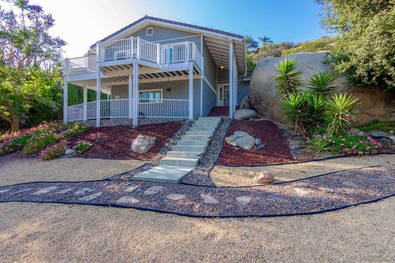 9752 Indian Creek Way - Photo 1