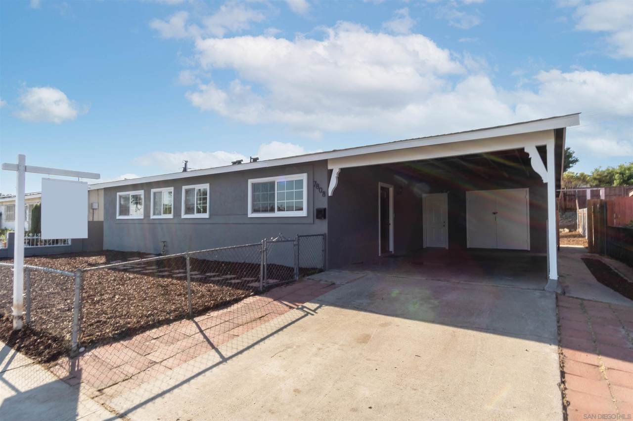 7808 Prairie Mound Way - Photo 1