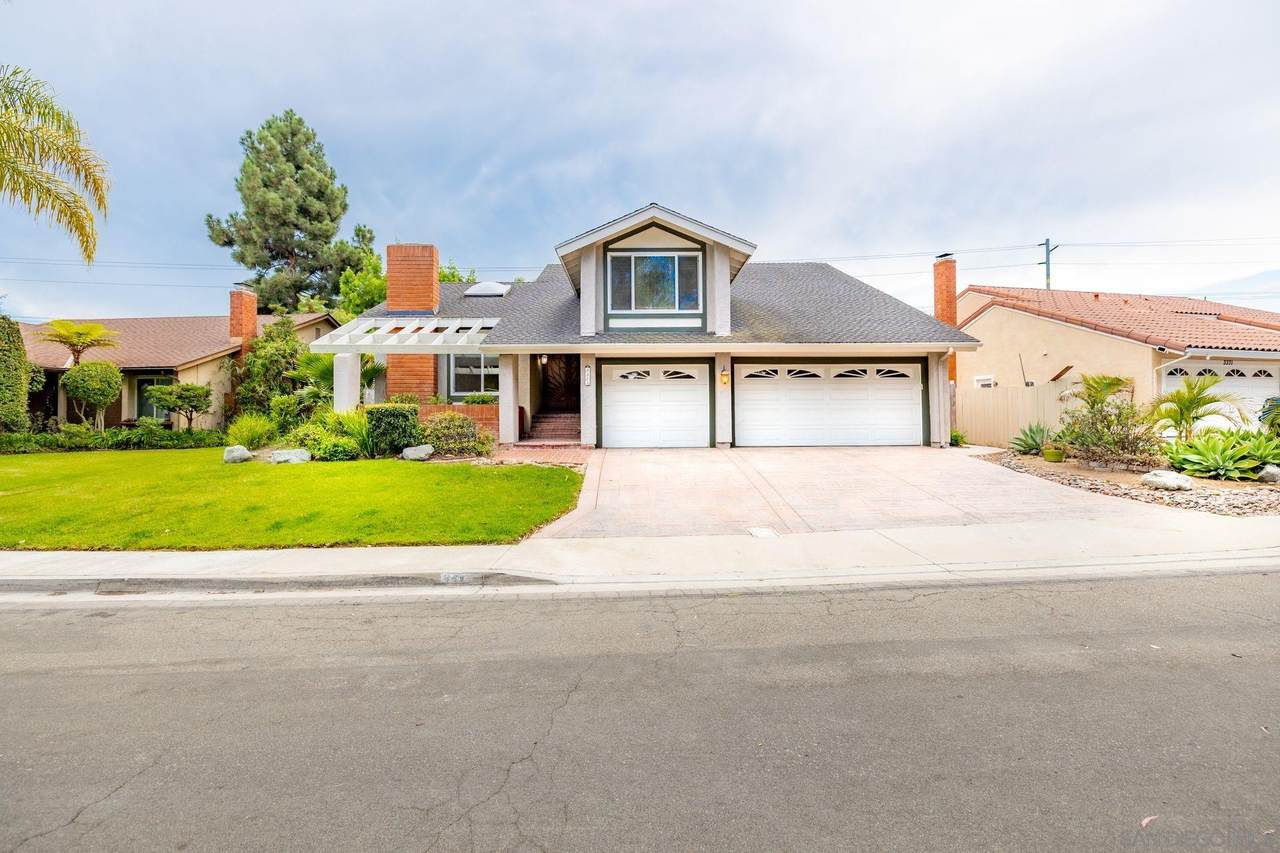 3373 Summer Set Way - Photo 1