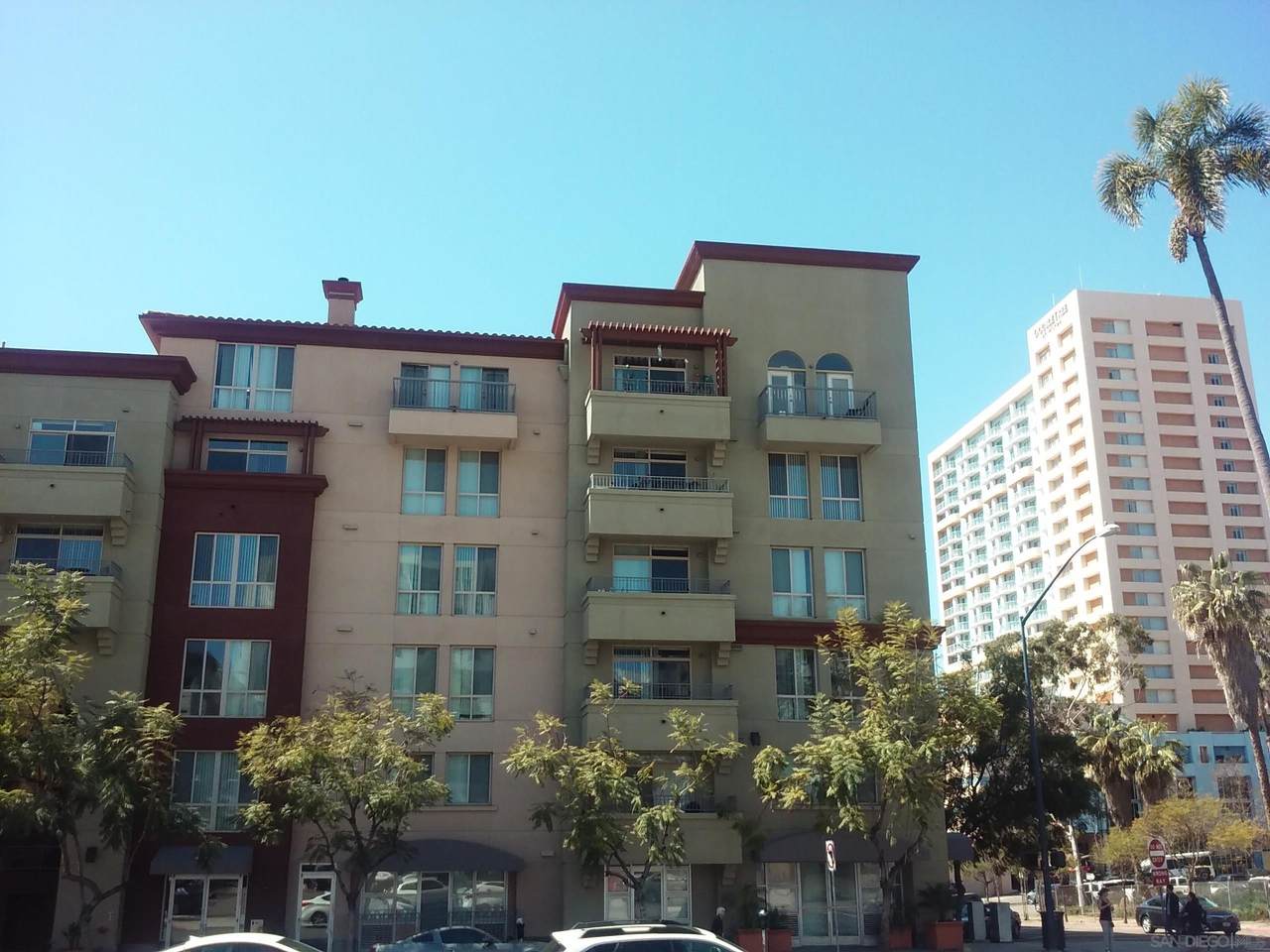 1501 Front - Photo 1