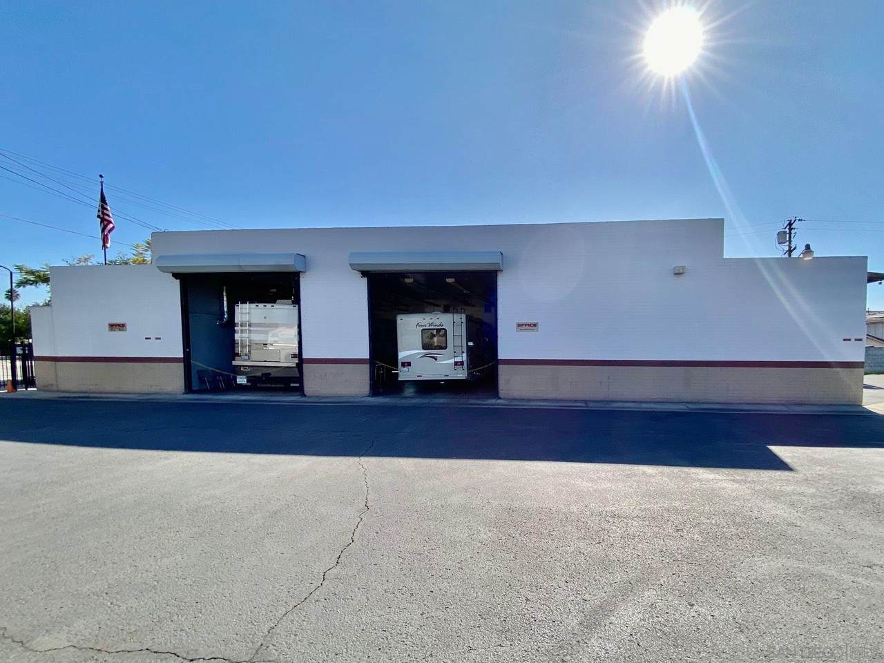 1062 2nd St - Photo 1