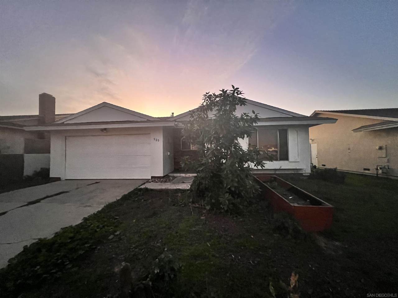 920 Joshua Pl - Photo 1