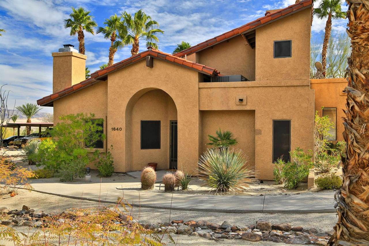 1640 Las Casitas Dr - Photo 1
