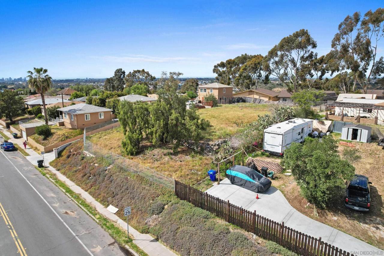 5432 Churchward Street - Photo 1
