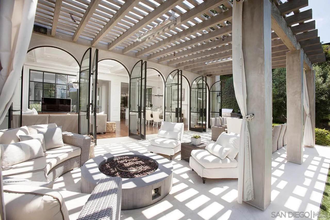 443 11th Street - Photo 1