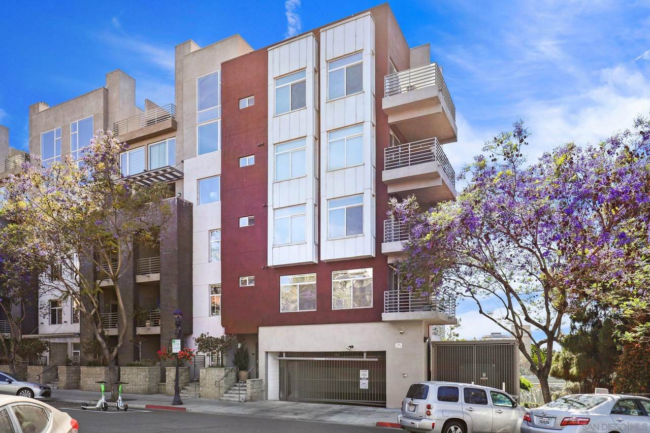 1642 7th Ave - Photo 1