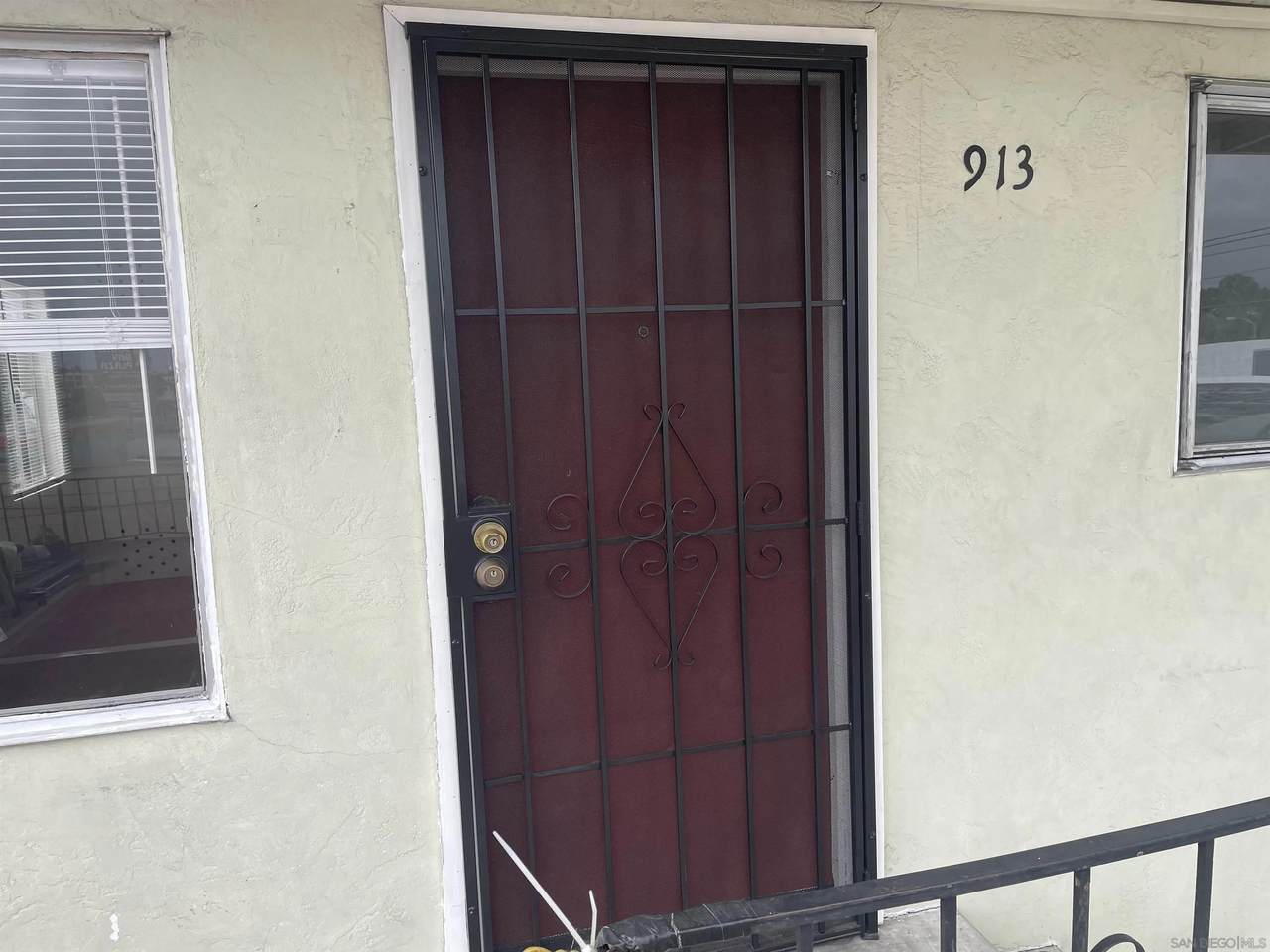 913 Highland Avenue - Photo 1
