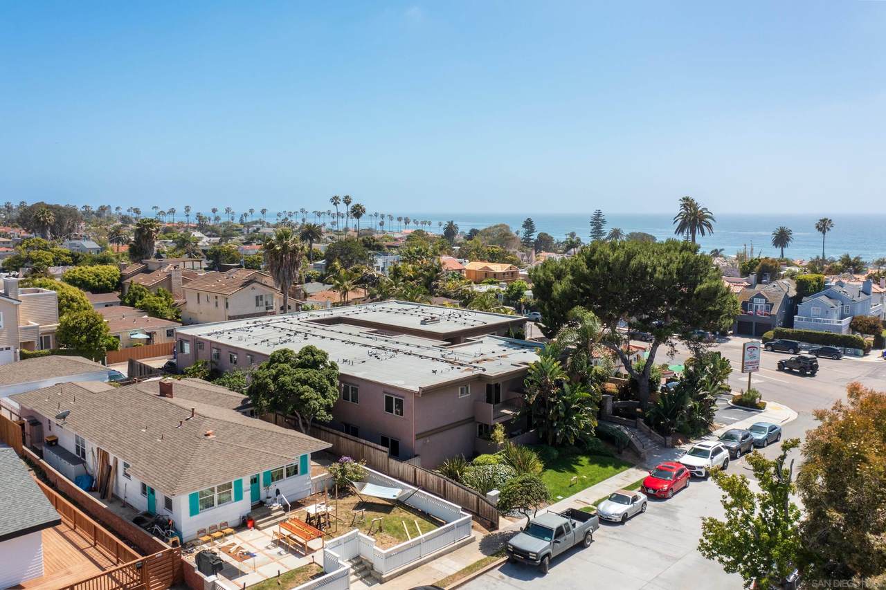 525 Marine St - Photo 1