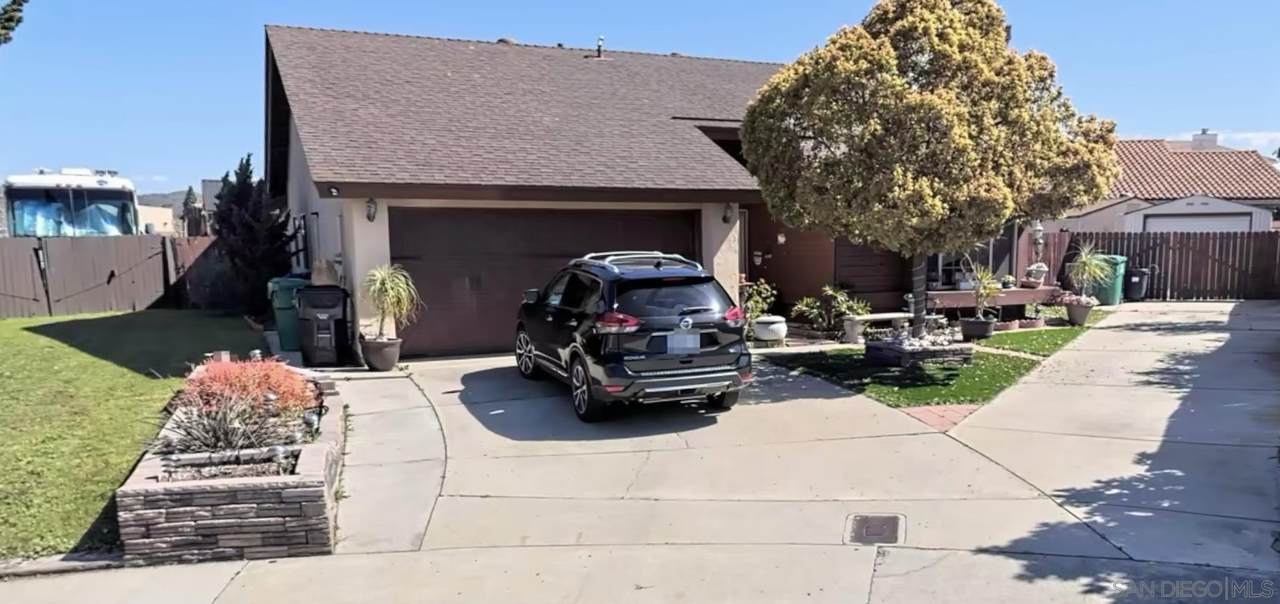 8995 Cord Ln. - Photo 1