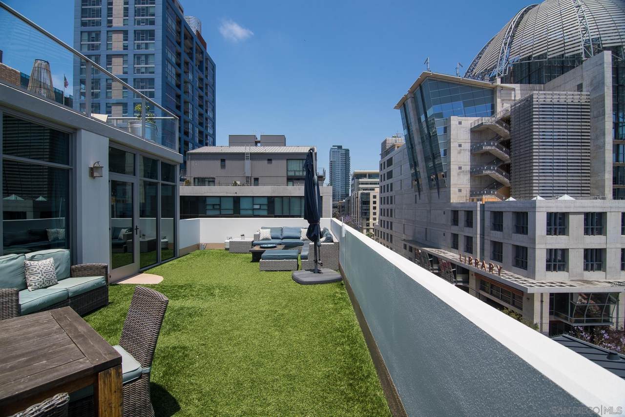 253 10Th Avenue - Photo 1