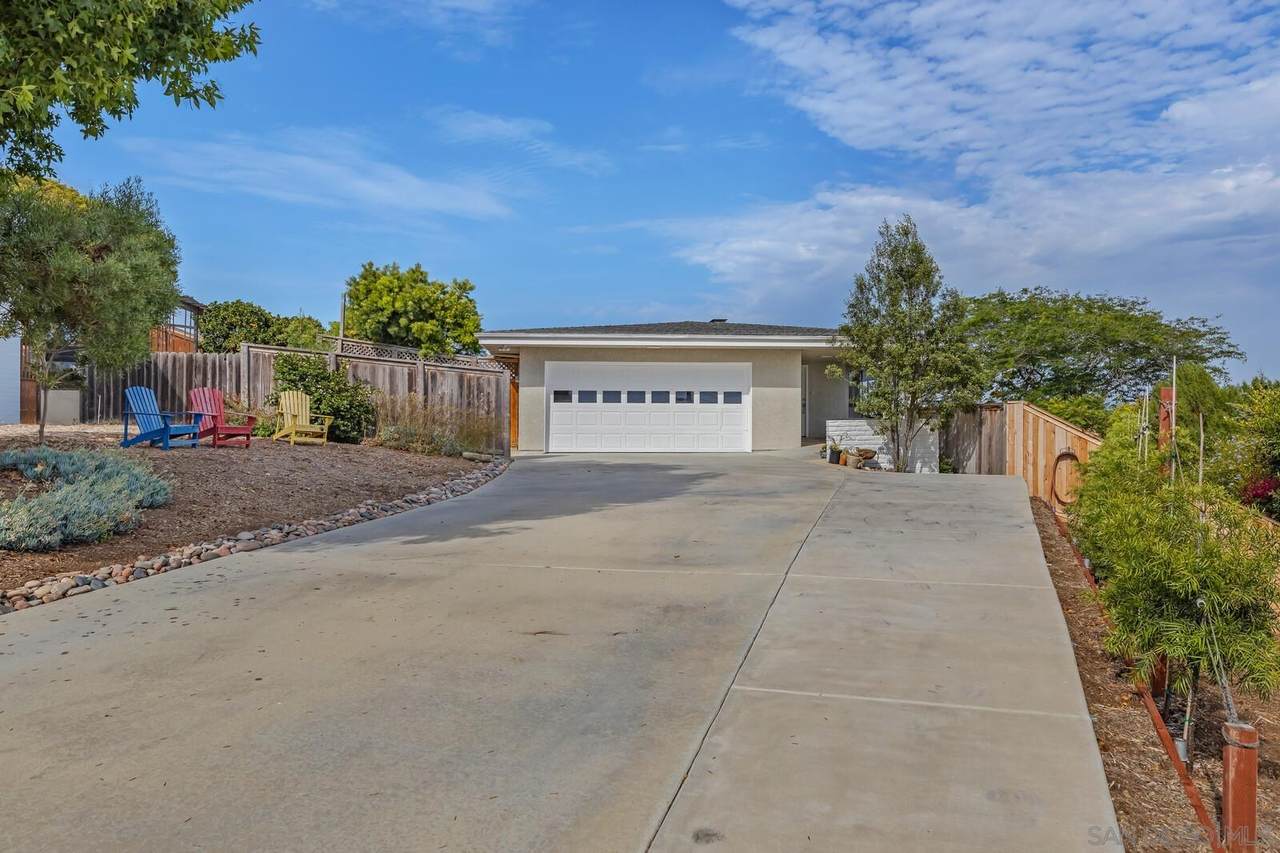 264 Fowles St - Photo 1