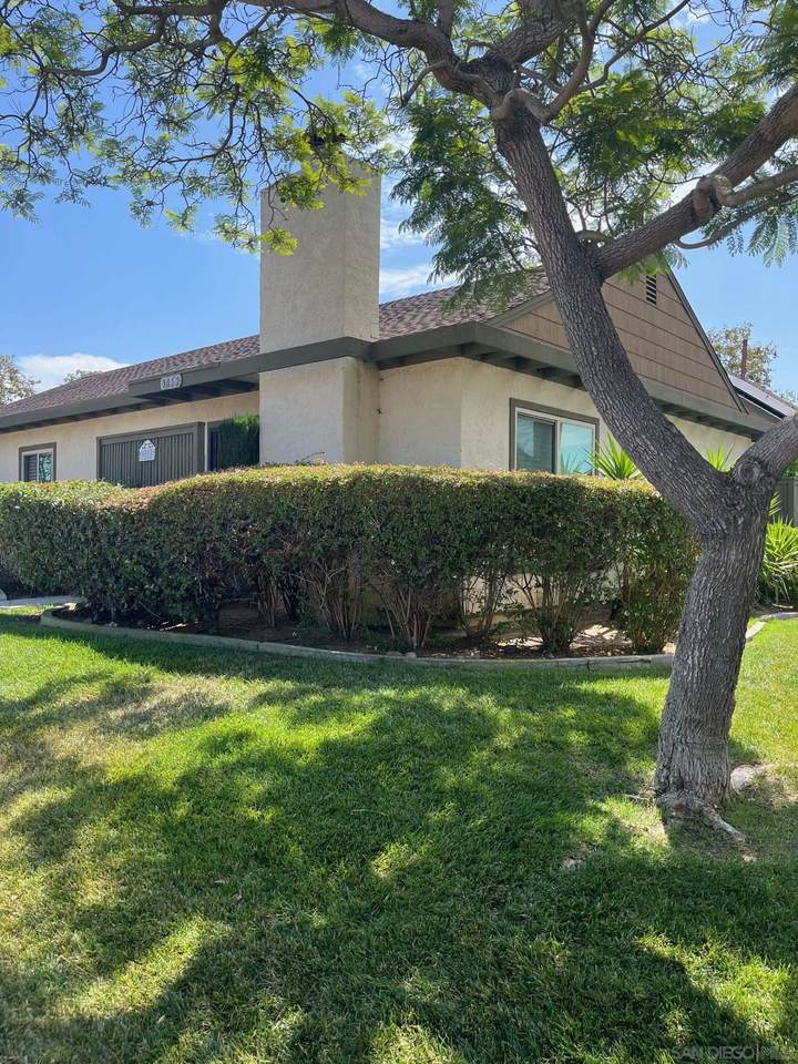 9055 Hillery - Photo 1