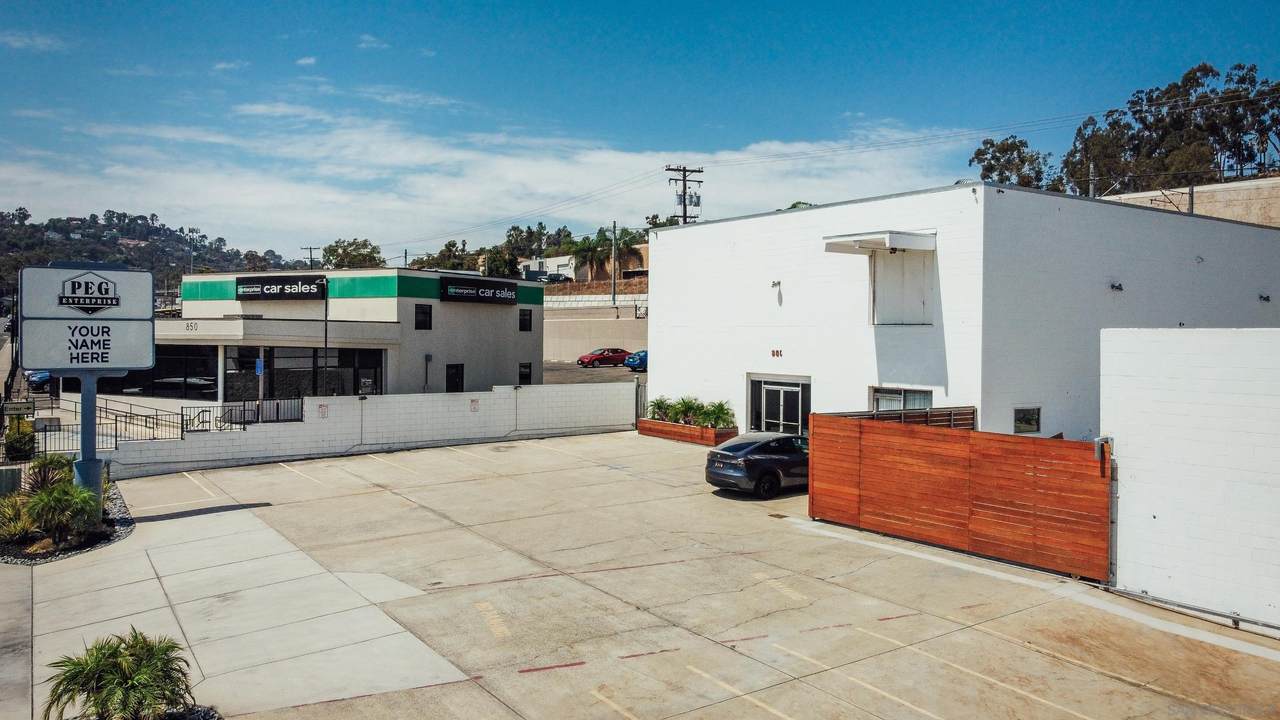 800 El Cajon Blvd - Photo 1