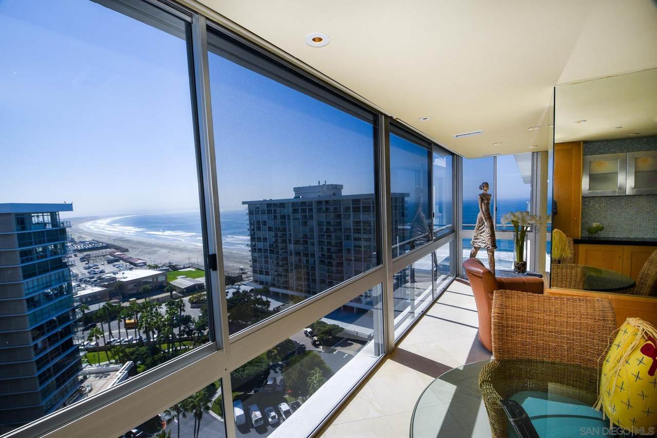 1810 Avenida Del Mundo - Photo 1