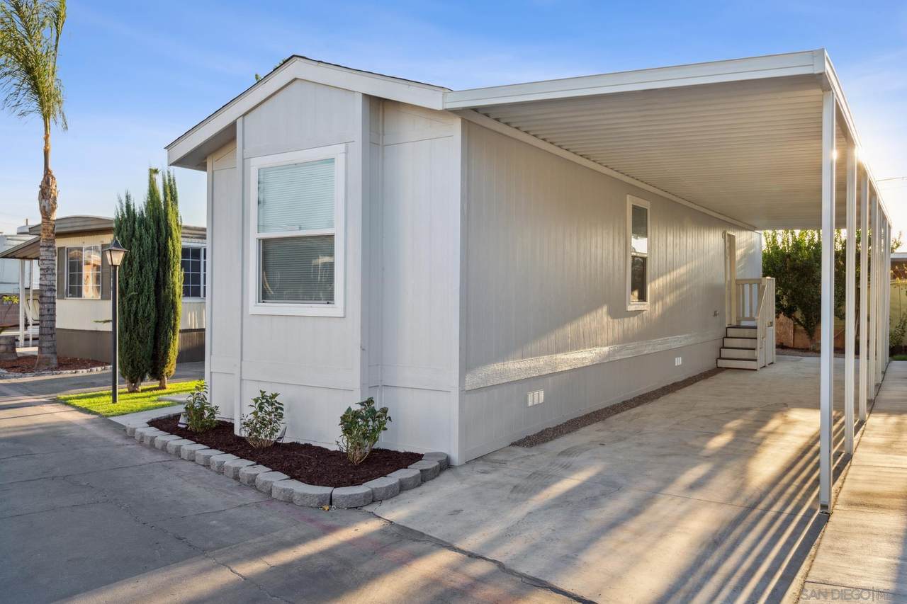 26250 E. 9th Street - Photo 1