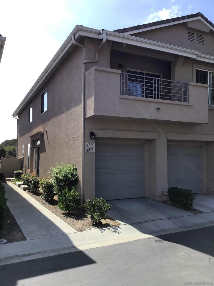 1236 El Cortez Ct - Photo 1