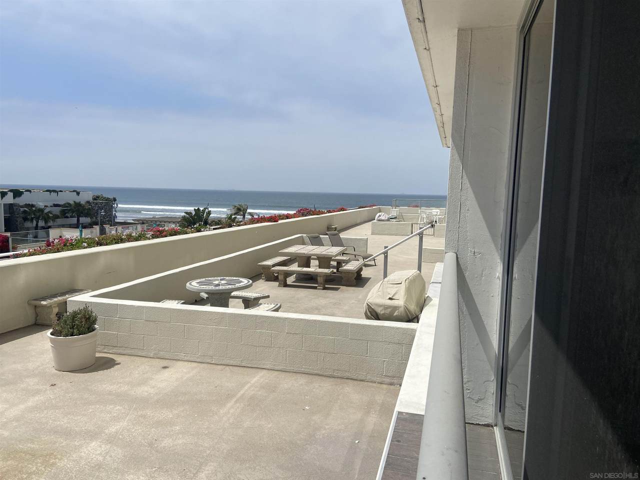 1730 Avenida Del Mundo - Photo 1