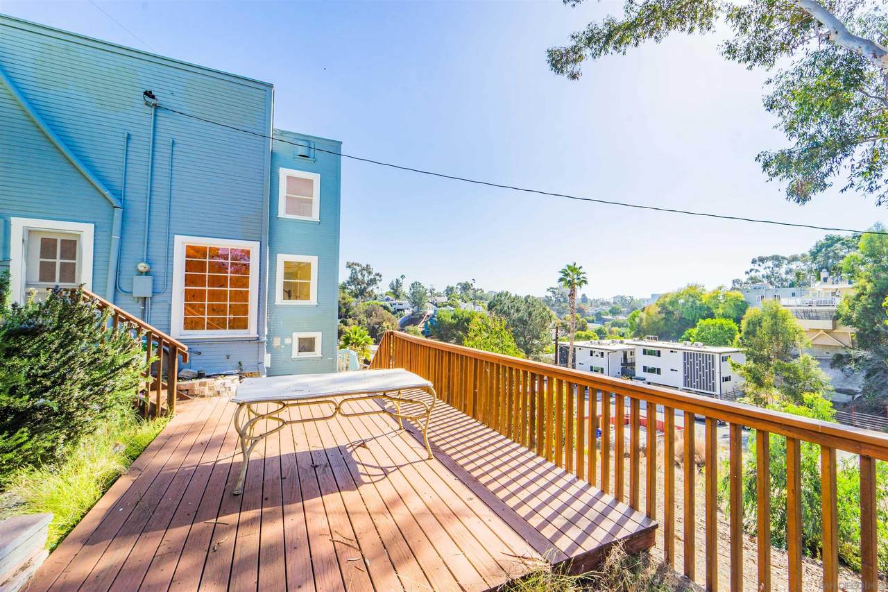 3825 Eagle St - Photo 1