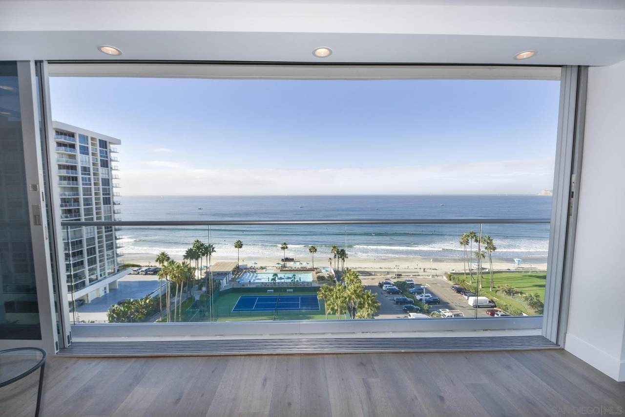 1810 Avenida Del Mundo - Photo 1