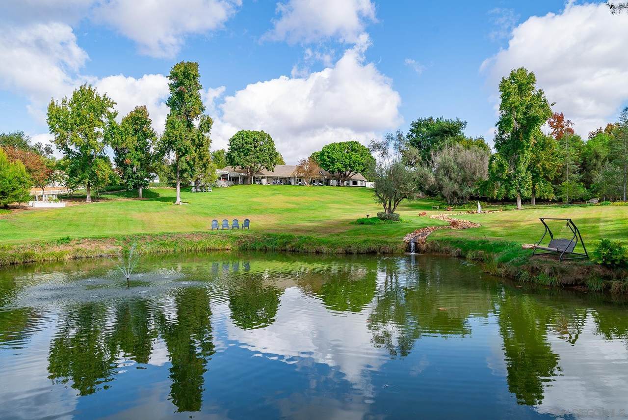 9 Country Glen - Photo 1