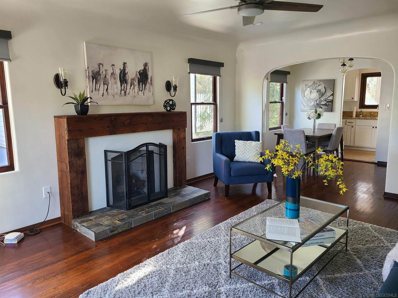 907 Johnson - Photo 1
